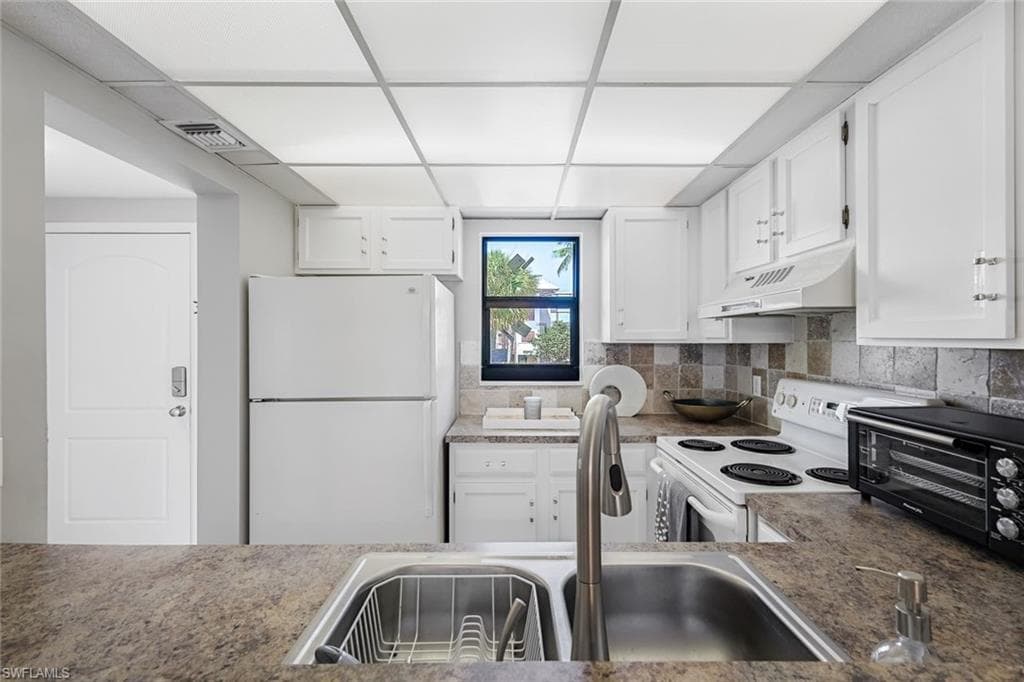 807 River Point DR # 102D, NAPLES FL 34102-6