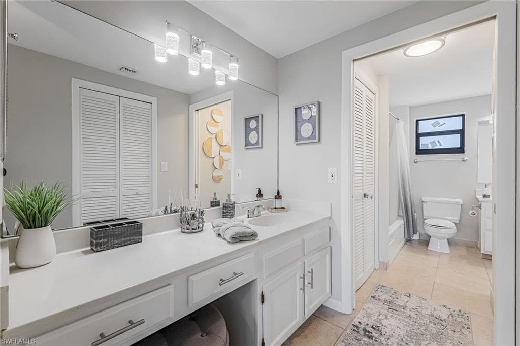 807 River Point DR # 102D, NAPLES FL 34102-14