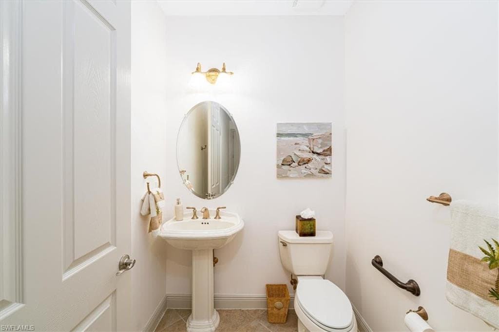 7655 Martino CIR, NAPLES FL 34112-21