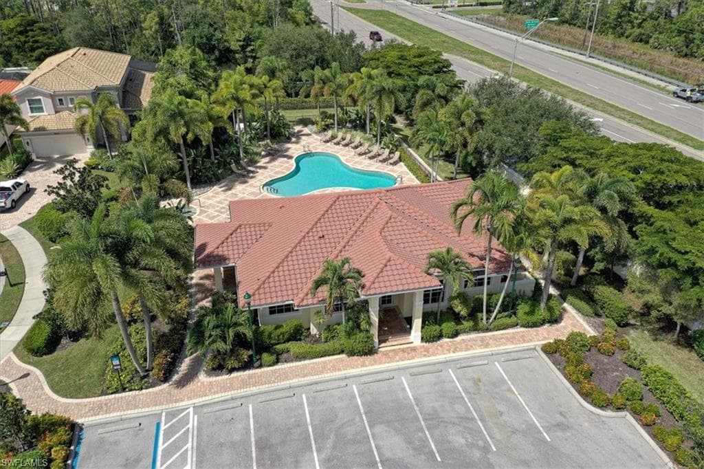 7655 Martino CIR, NAPLES FL 34112-27