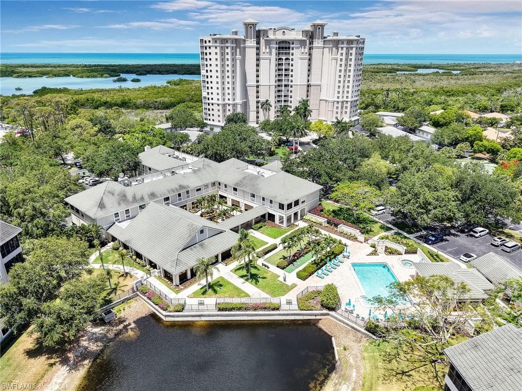 1001 Arbor Lake DR # 102, NAPLES FL 34110-45