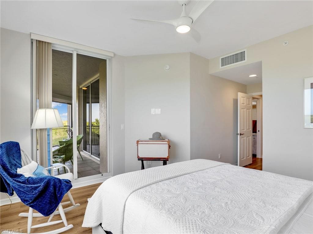 1001 Arbor Lake DR # 102, NAPLES FL 34110-14