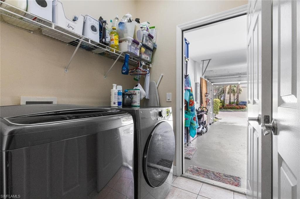 109 Burnt Pine DR, NAPLES FL 34119-40