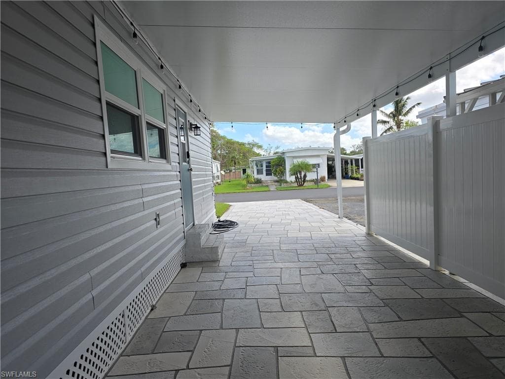 130 Enchanting BLVD # 130, NAPLES FL 34112-17