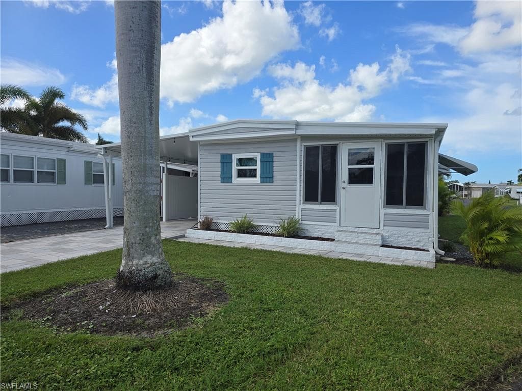 130 Enchanting BLVD # 130, NAPLES FL 34112-18
