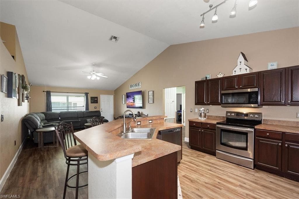 14070 Carlotta ST, FORT MYERS FL 33905-8