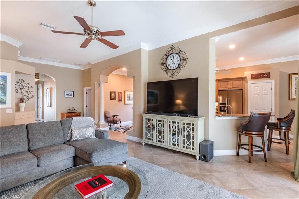 16144 Parque LN, NAPLES FL 34110-5