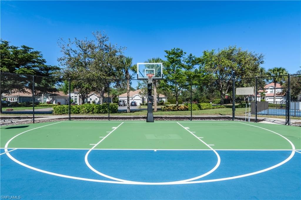 16144 Parque LN, NAPLES FL 34110-45