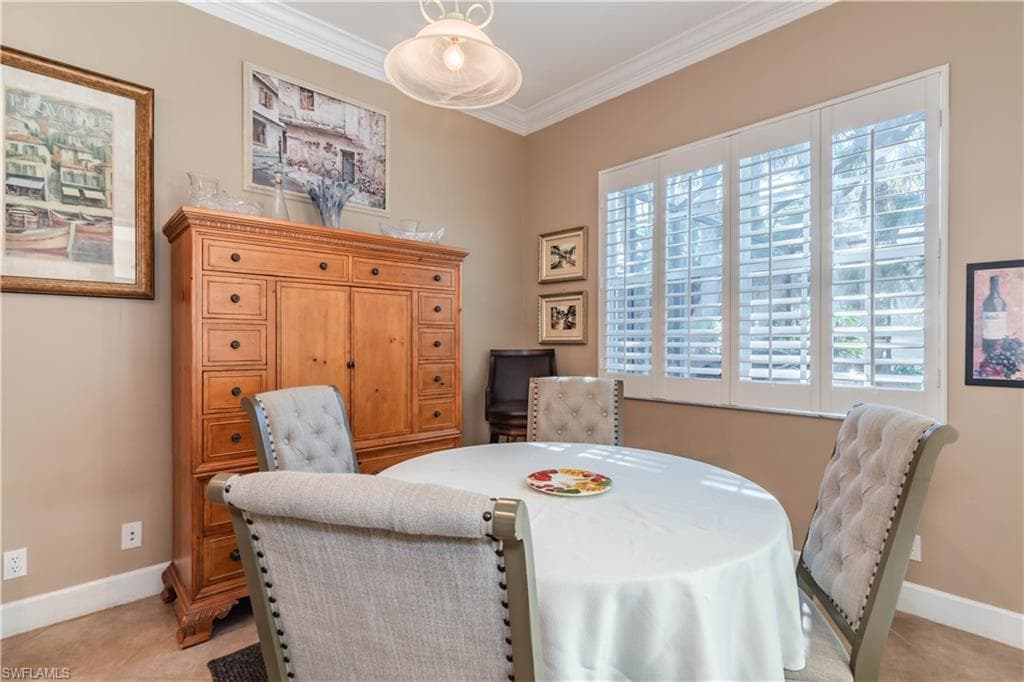 16144 Parque LN, NAPLES FL 34110-16