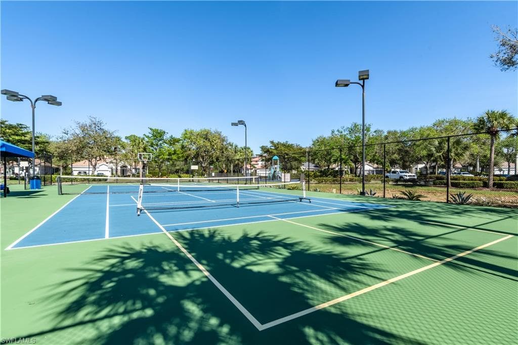 16144 Parque LN, NAPLES FL 34110-44