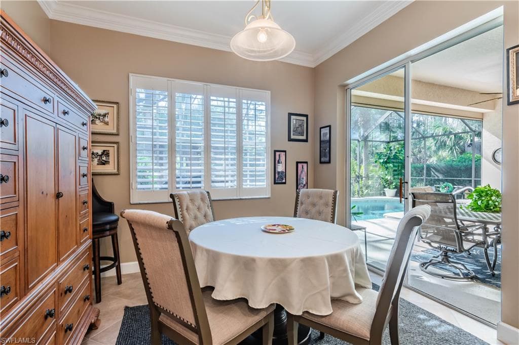 16144 Parque LN, NAPLES FL 34110-17