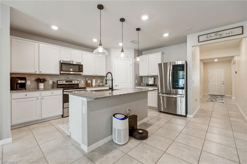 10775 Marlberry WAY, NORTH FORT MYERS FL 33917-15