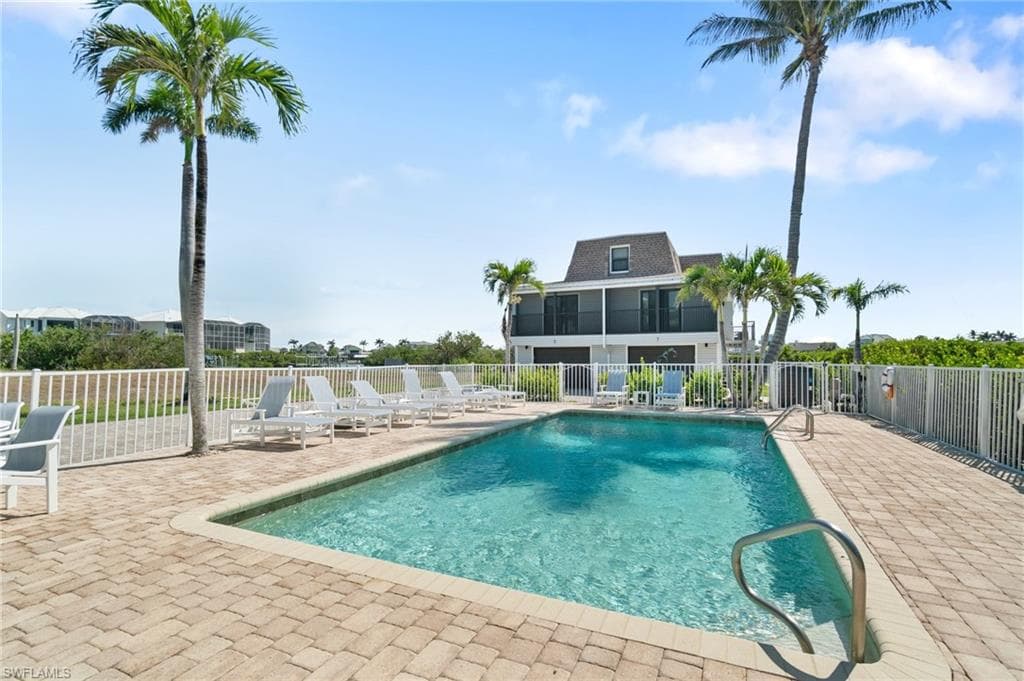 26773 Hickory BLVD # 6, BONITA SPRINGS FL 34134-1