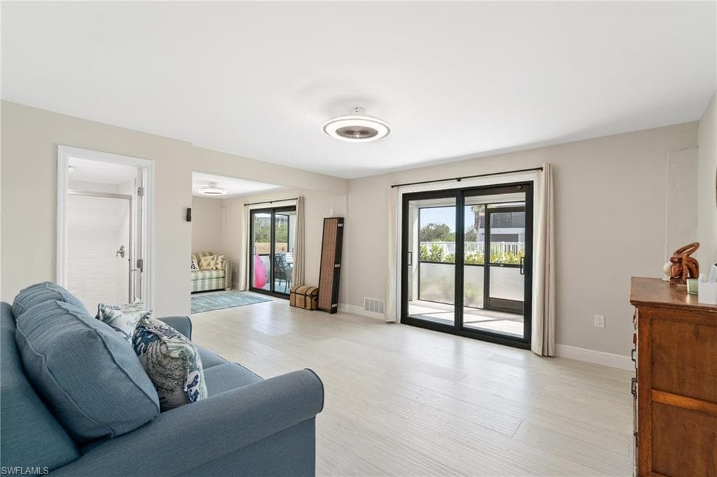 26773 Hickory BLVD # 6, BONITA SPRINGS FL 34134-28