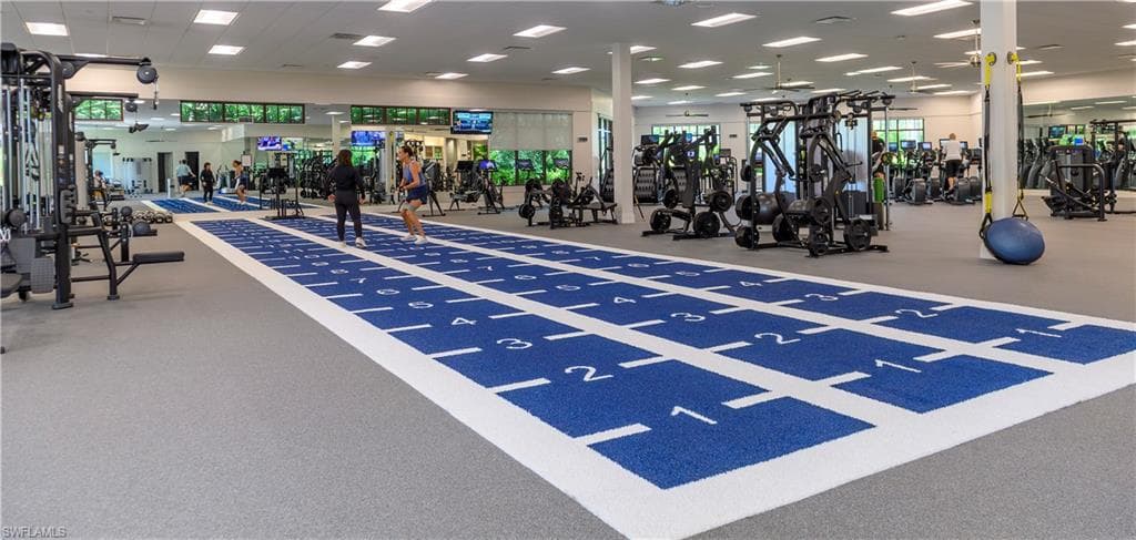 1633 CHINABERRY WAY, NAPLES FL 34105-37