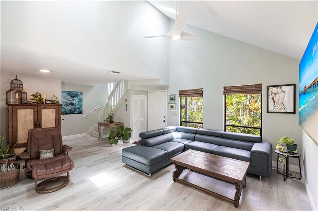 1323 Solana RD # K2, NAPLES FL 34103-5