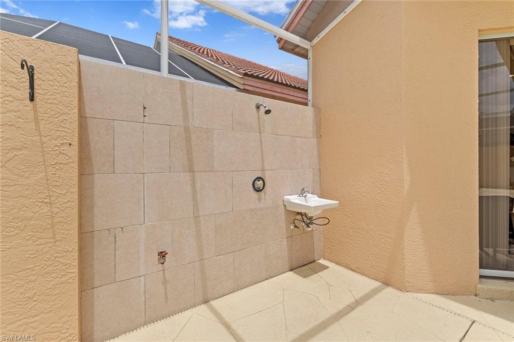 28448 Highgate DR, BONITA SPRINGS FL 34135-28