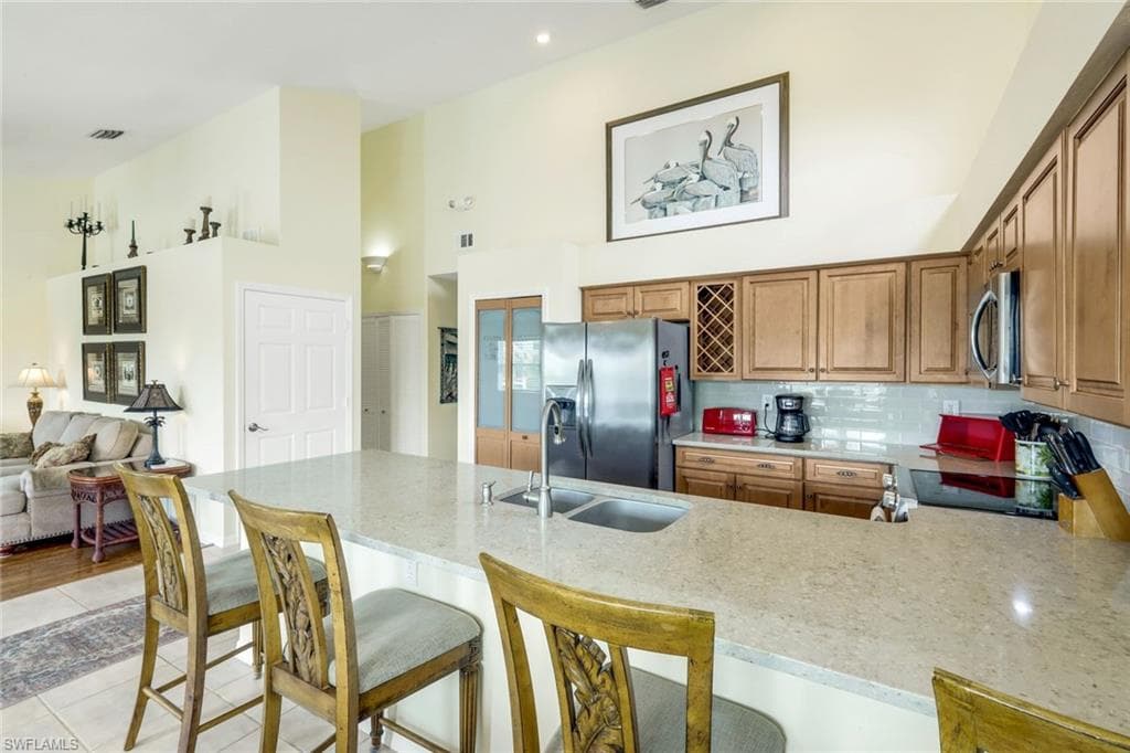 21580 Indian Bayou DR # 582, FORT MYERS BEACH FL 33931-11