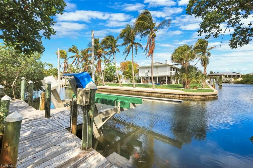 21580 Indian Bayou DR # 582, FORT MYERS BEACH FL 33931-32