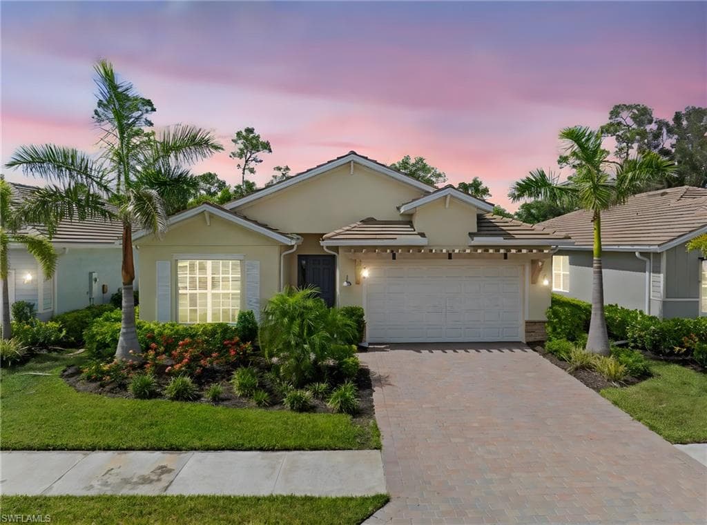 428 Polihale WAY, NAPLES FL 34114-1