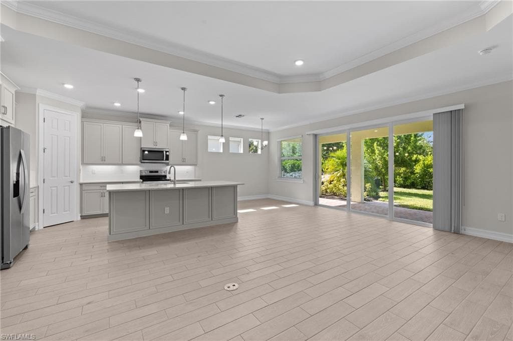 428 Polihale WAY, NAPLES FL 34114-5