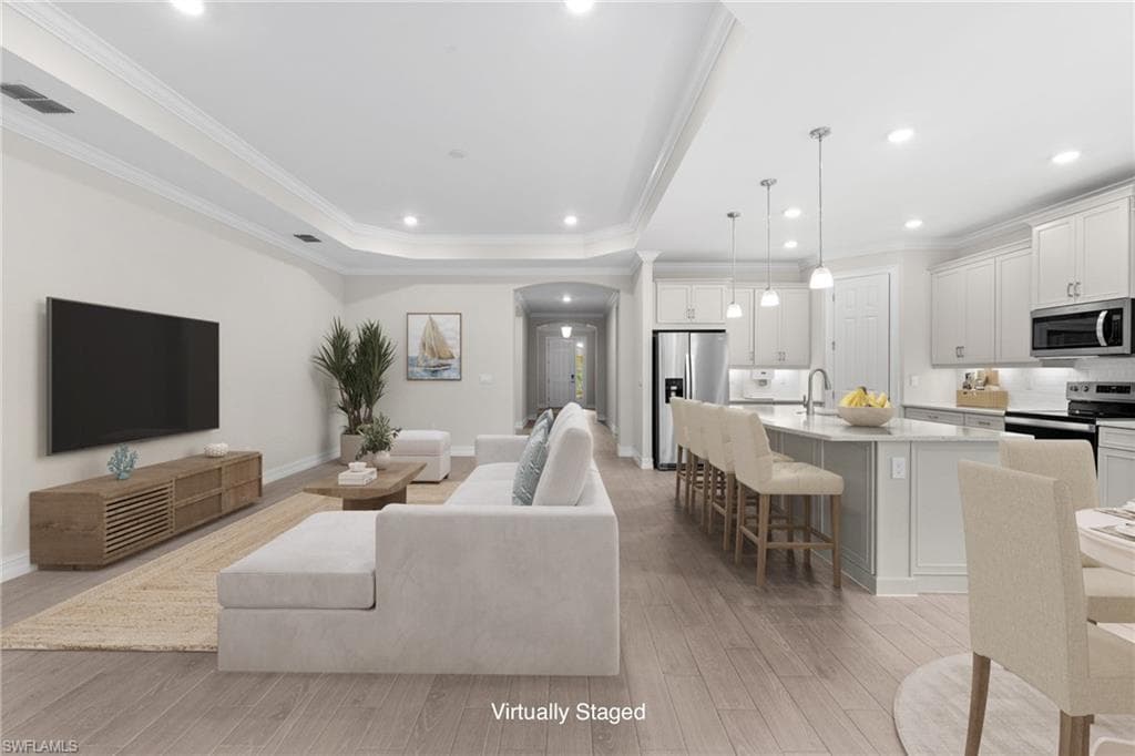 428 Polihale WAY, NAPLES FL 34114-2