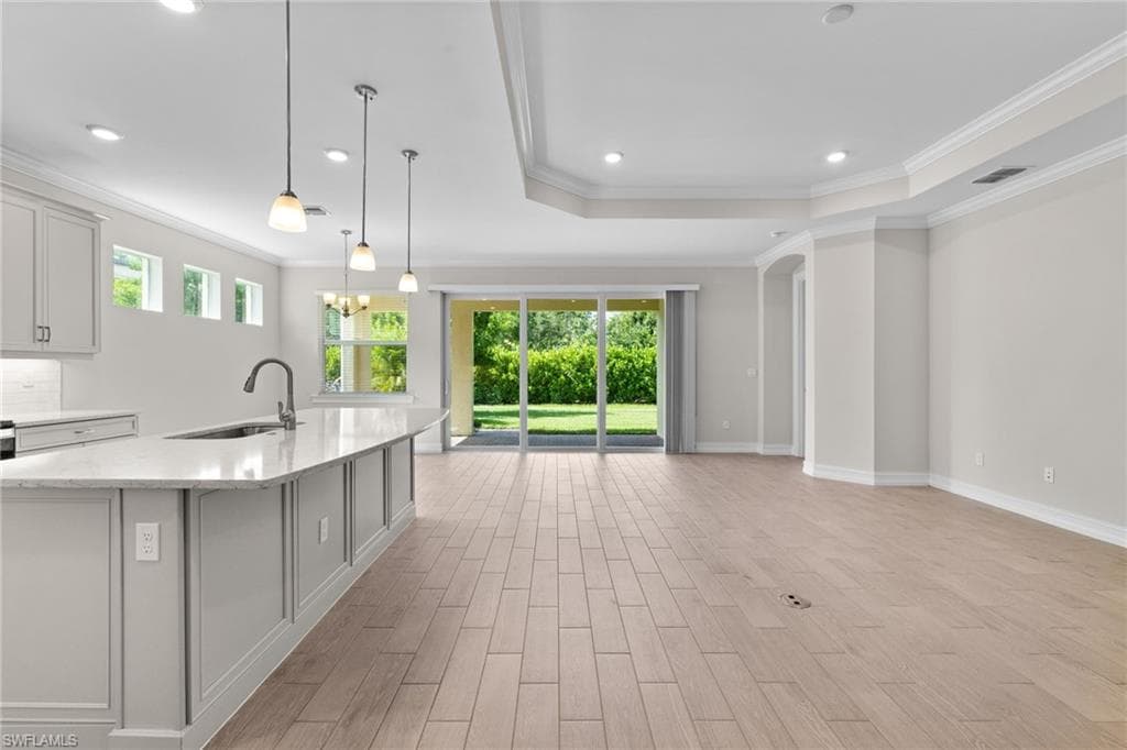 428 Polihale WAY, NAPLES FL 34114-3