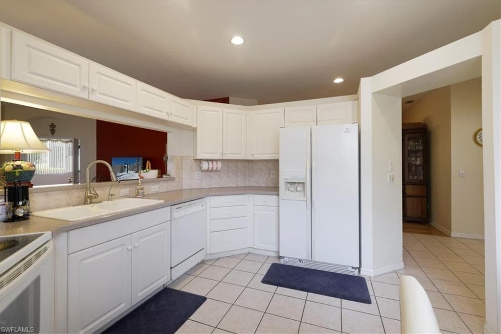 7685 Bay Lake DR, FORT MYERS FL 33907-21