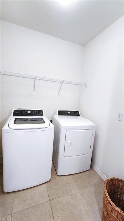 8330 Tortoise Isle CT, LEHIGH ACRES FL 33972-6