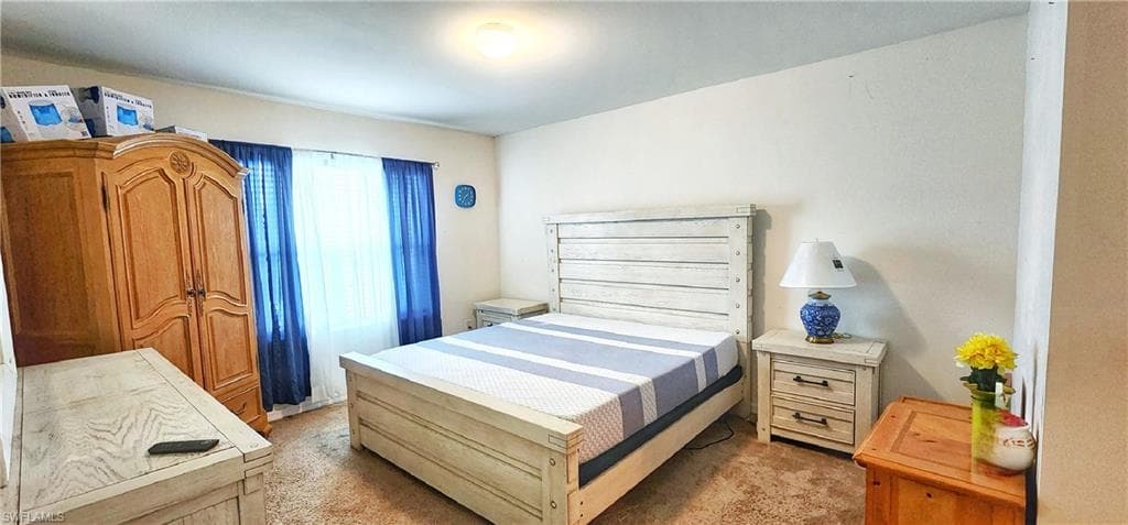 8330 Tortoise Isle CT, LEHIGH ACRES FL 33972-9