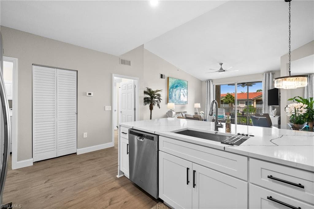 20261 Estero Gardens CIR # 207, ESTERO FL 33928-12