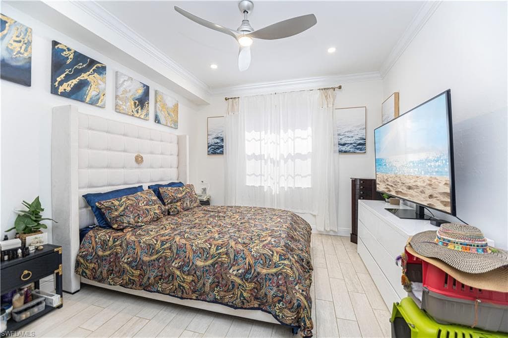 3735 Fieldstone BLVD # 9, NAPLES FL 34109-7