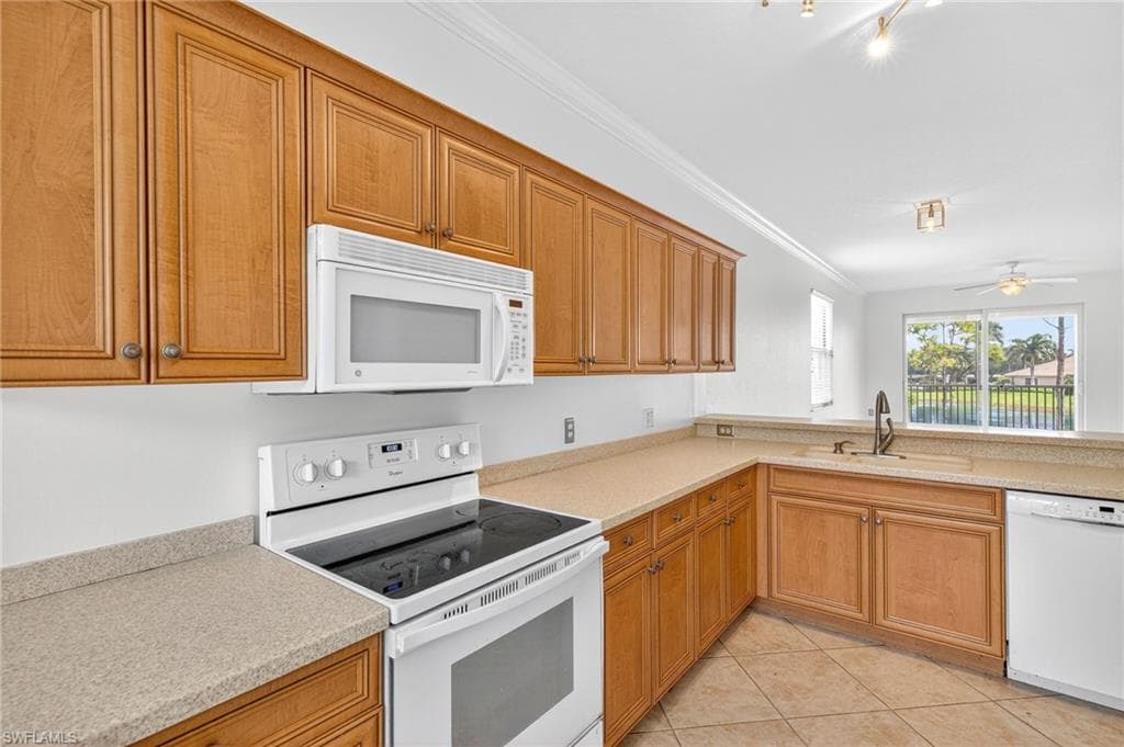 8470 Kingbird LOOP # 1021, ESTERO FL 33967-1