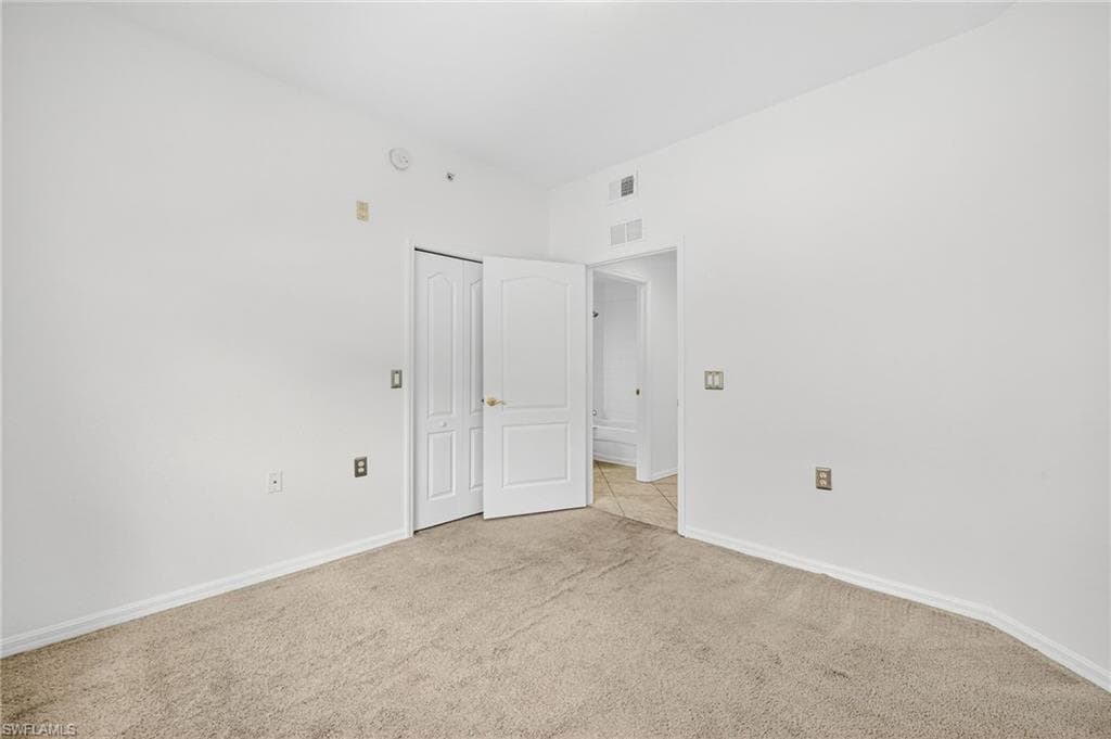 8470 Kingbird LOOP # 1021, ESTERO FL 33967-19