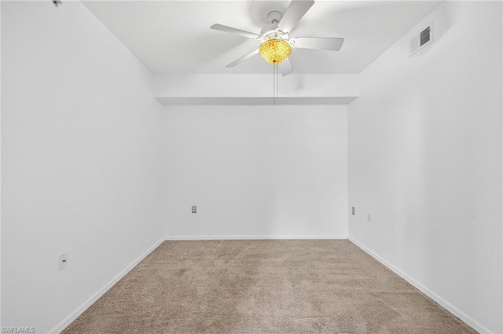 8470 Kingbird LOOP # 1021, ESTERO FL 33967-18