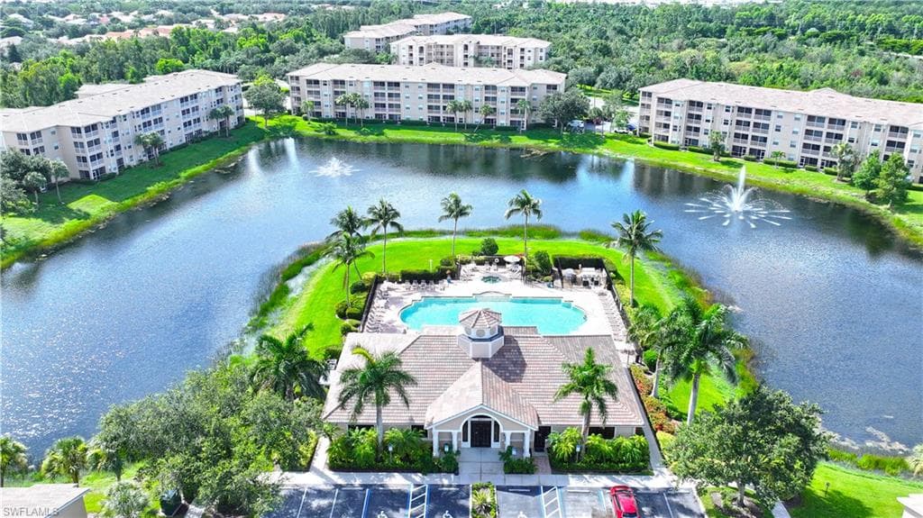 8570 Kingbird LOOP # 516, ESTERO FL 33967-27