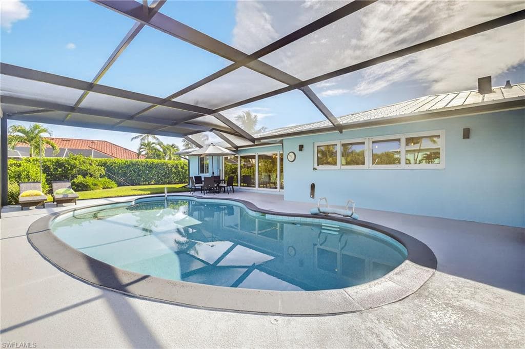 941 Pecten CT, SANIBEL FL 33957-13