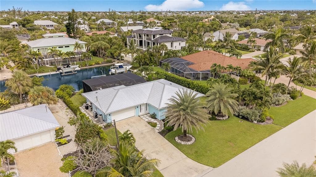 941 Pecten CT, SANIBEL FL 33957-38