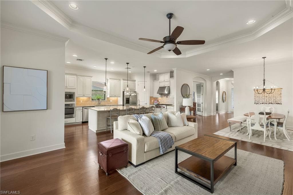 8502 Palacio TER N, NAPLES FL 34114-5