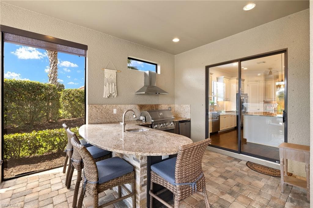 8502 Palacio TER N, NAPLES FL 34114-23