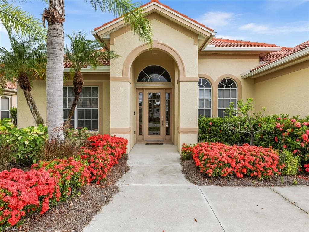 7914 Founders CIR, NAPLES FL 34104-1
