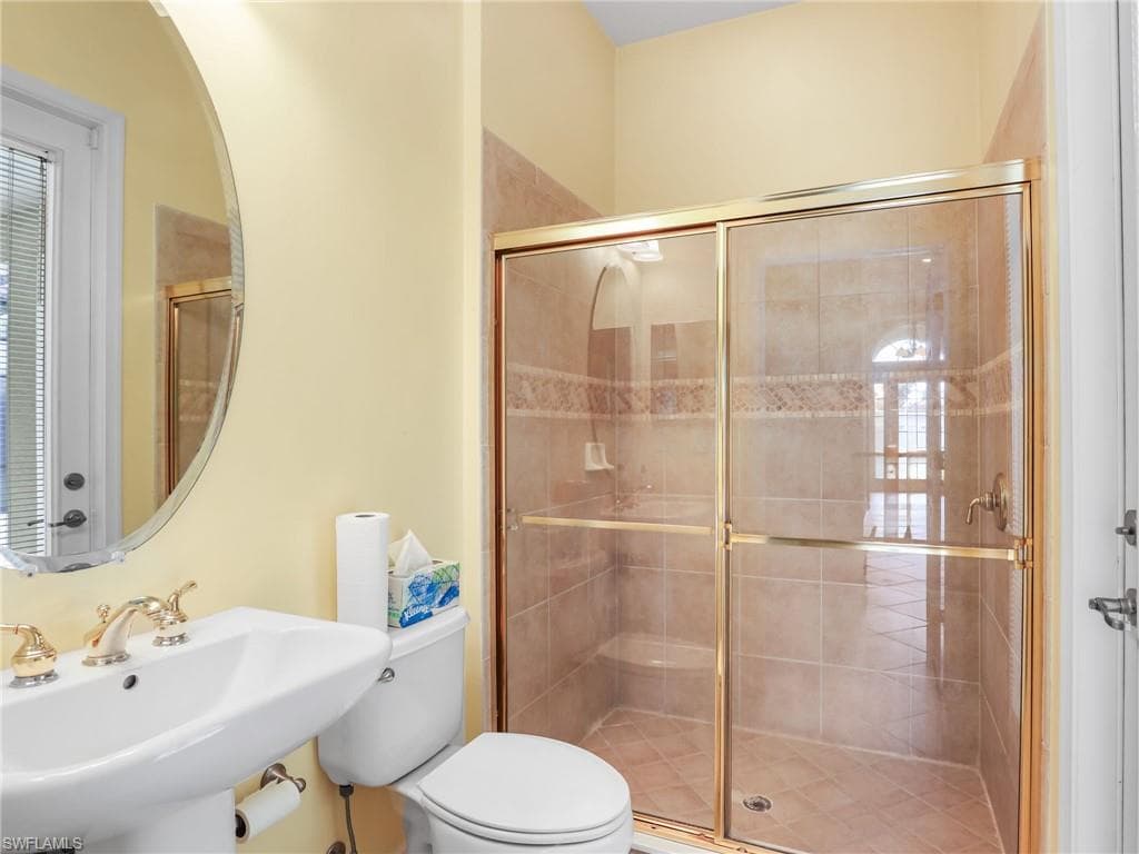 7914 Founders CIR, NAPLES FL 34104-21