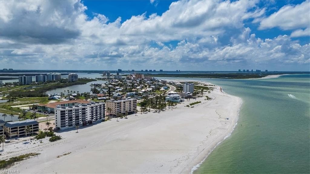 7650 Estero BLVD # 202, FORT MYERS BEACH FL 33931-31