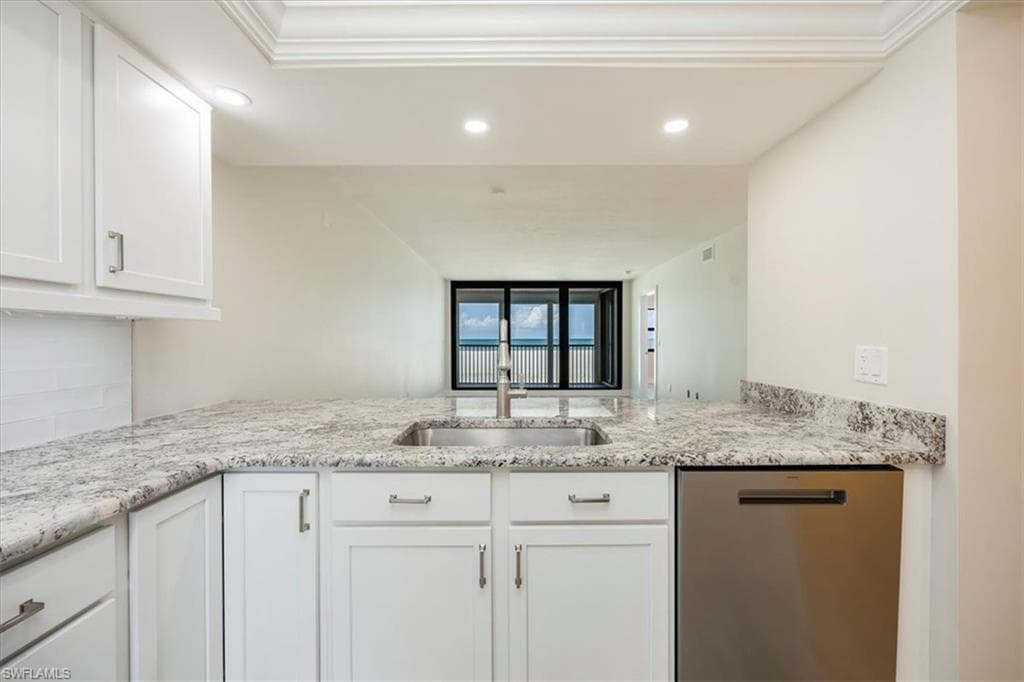 7650 Estero BLVD # 202, FORT MYERS BEACH FL 33931-13