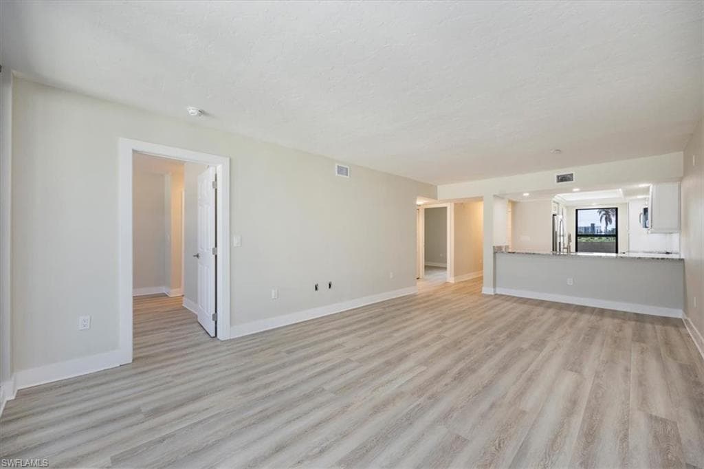 7650 Estero BLVD # 202, FORT MYERS BEACH FL 33931-10