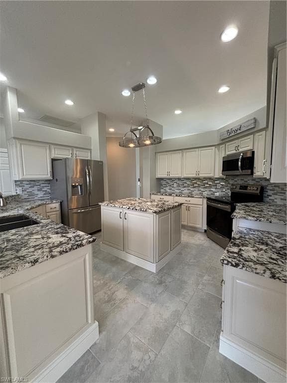 17541 Sterling Lake DR, FORT MYERS FL 33967-8