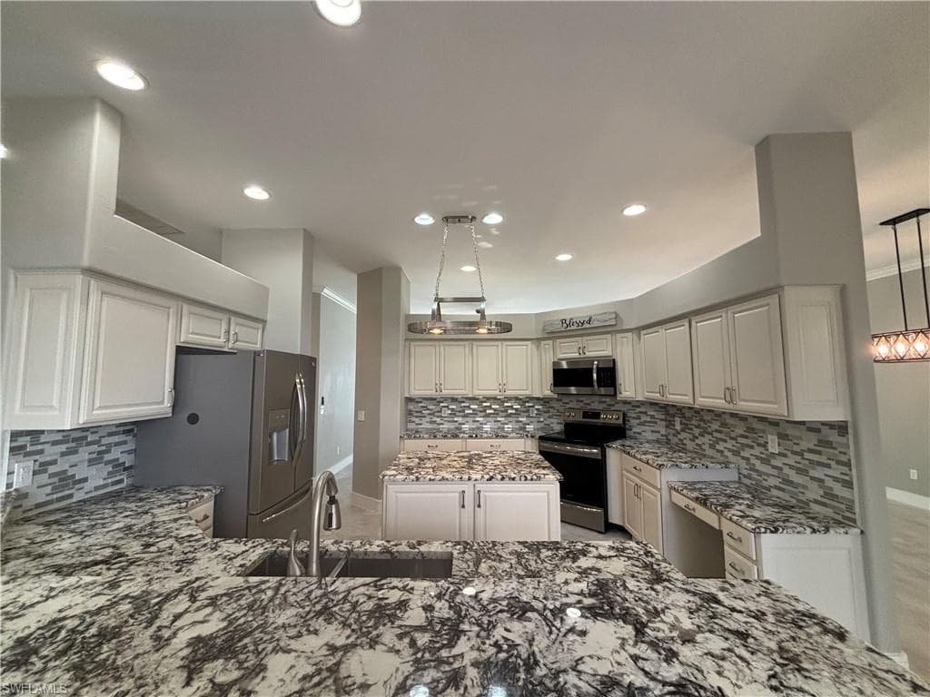 17541 Sterling Lake DR, FORT MYERS FL 33967-7