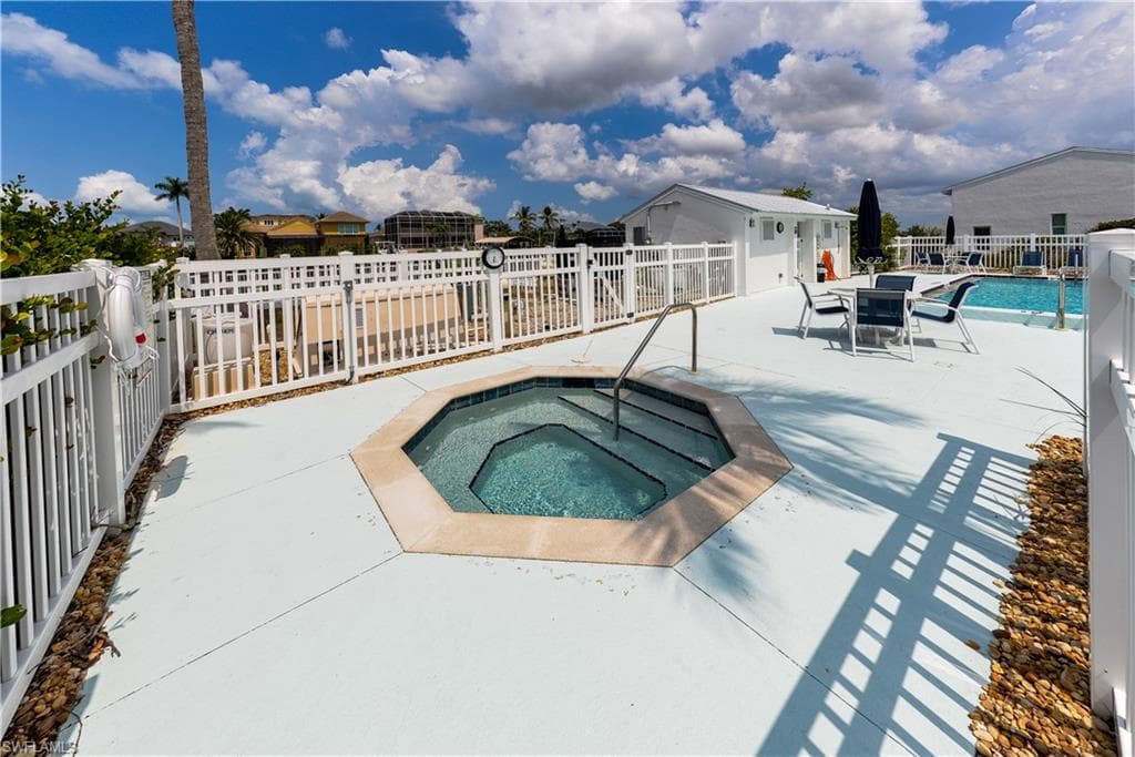 18026 San Carlos BLVD # 80, FORT MYERS BEACH FL 33931-32