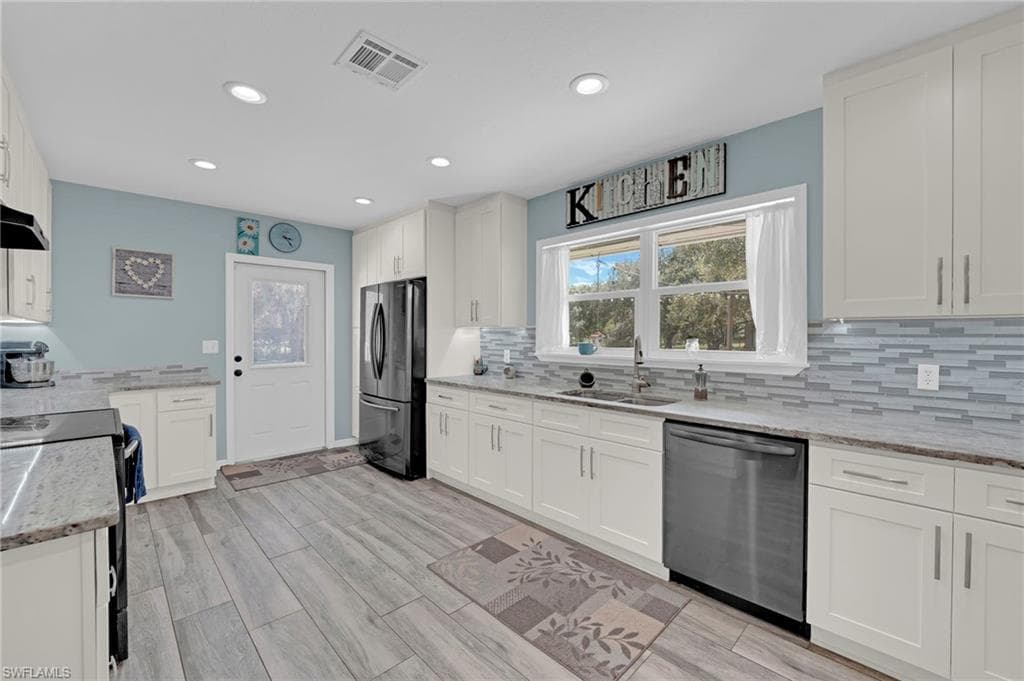 1133 Crescent AVE, LABELLE FL 33935-33
