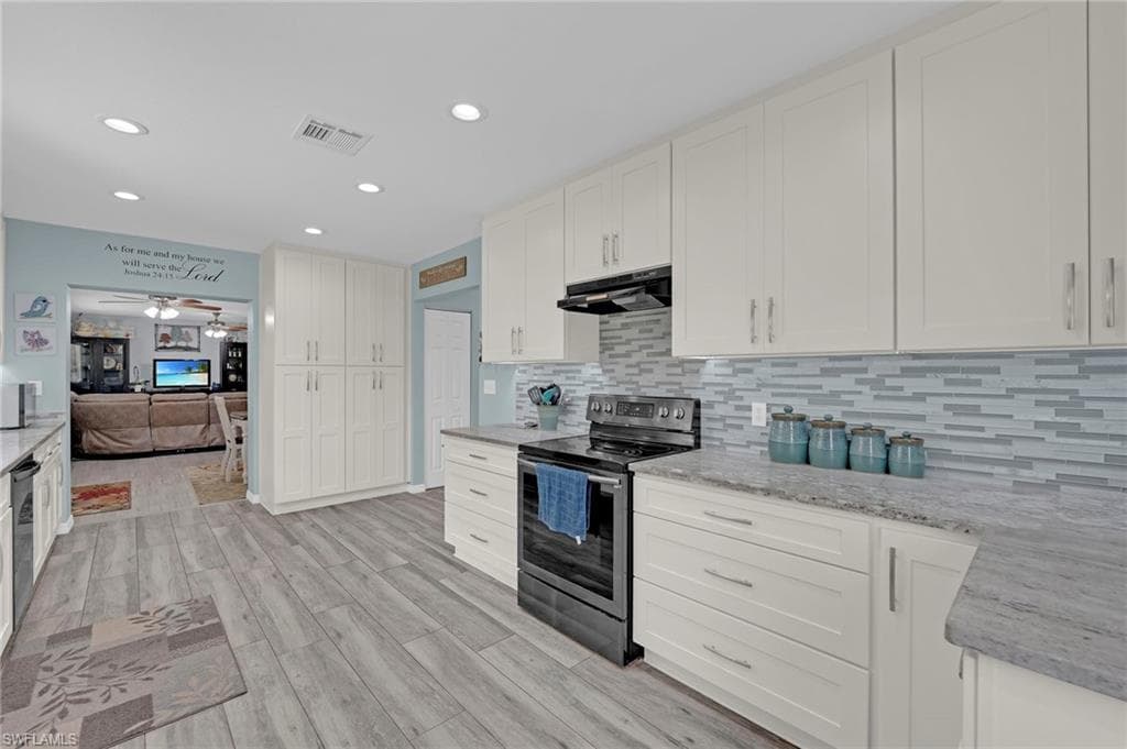1133 Crescent AVE, LABELLE FL 33935-32